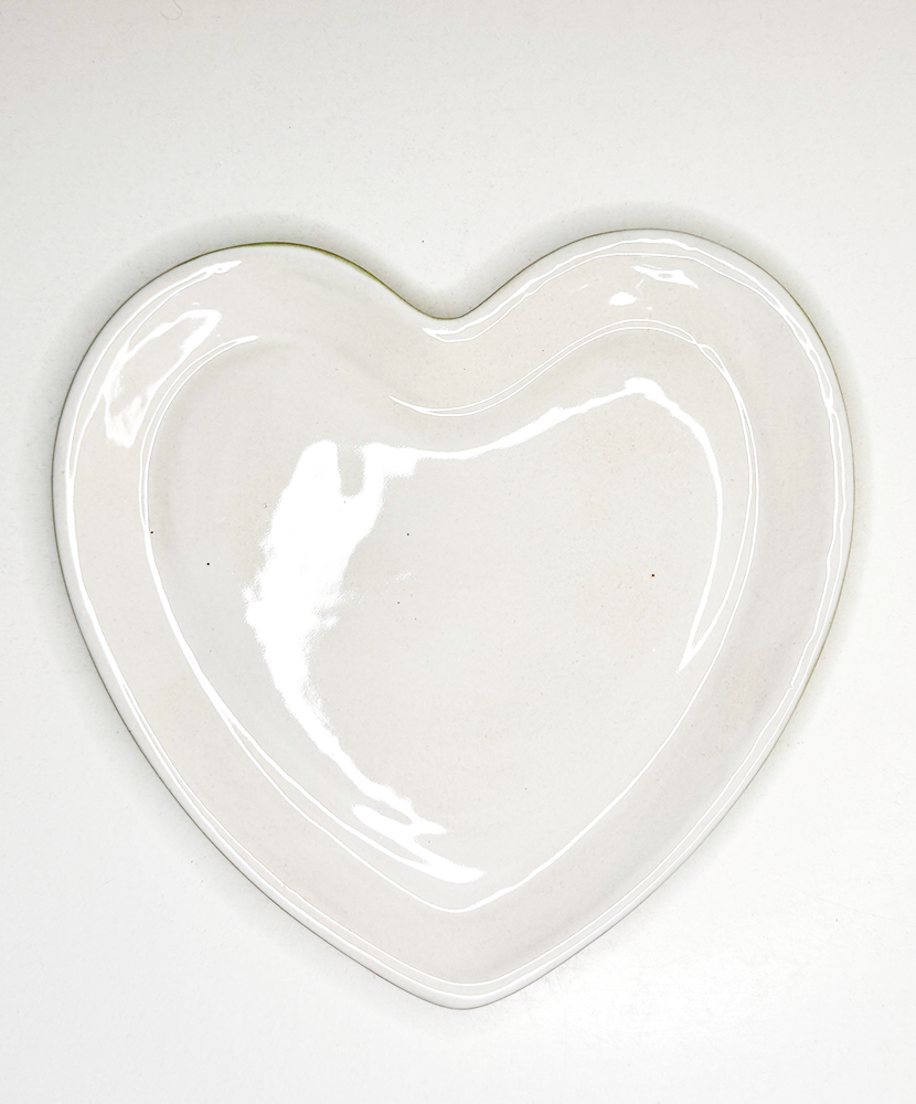 heart-shaped plate green