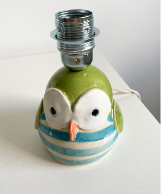 Lampa ceramiczna WESOŁA SÓWKA, wykonana ręcznie